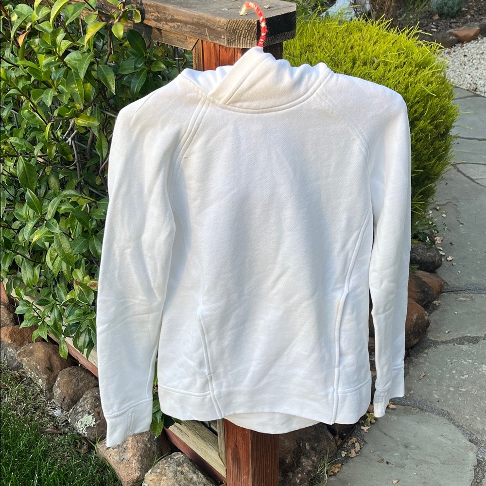 Lululemon Athletica White Pullover